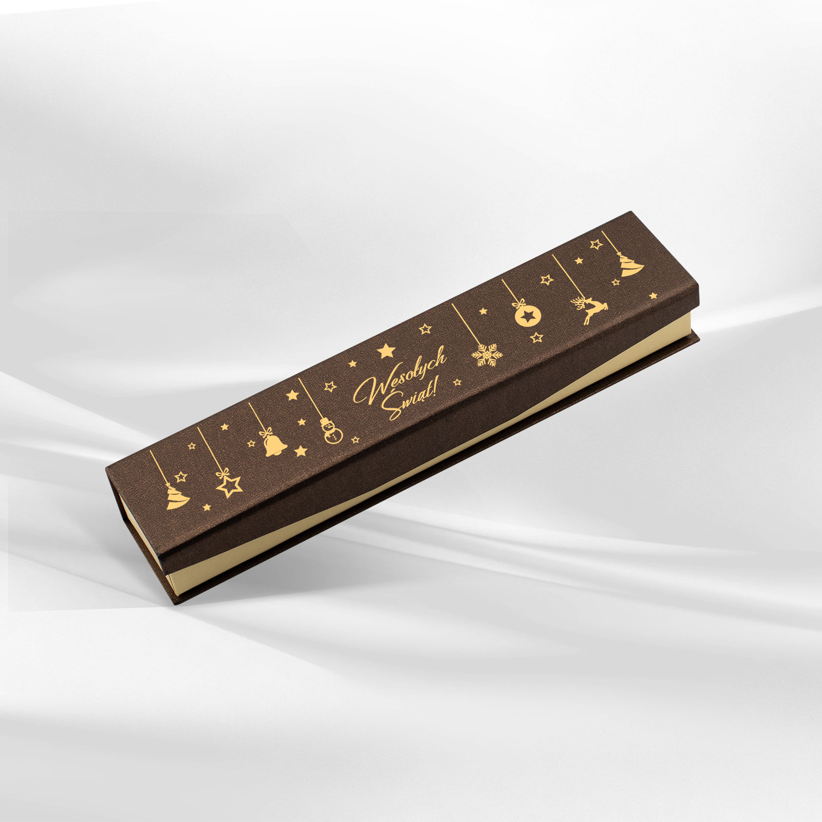 Eleganckie pudełko jubilerskie w brązowym kolorze z magicznym świątecznym motywem